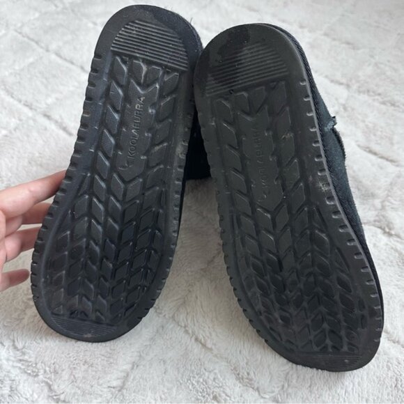 Koolaburra By Ugg | Black Victoria Short Boots | Size 7 - Picture 5 of 8